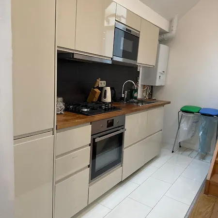 Modern Apartment In Cureghem Anderlecht 134 M² + Terrace Bruxelas Exterior foto