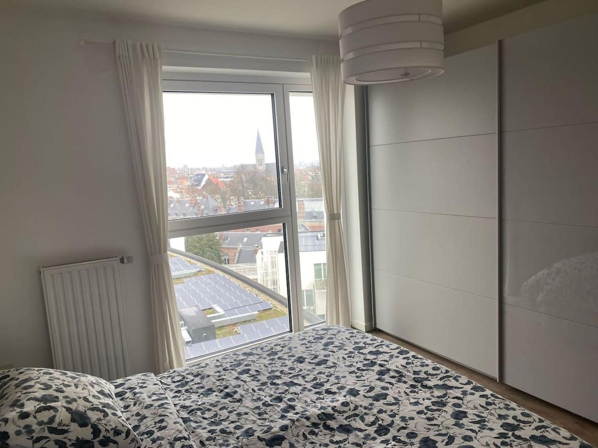 Modern In Cureghem Anderlecht 134 M² + Terrace Appartement *