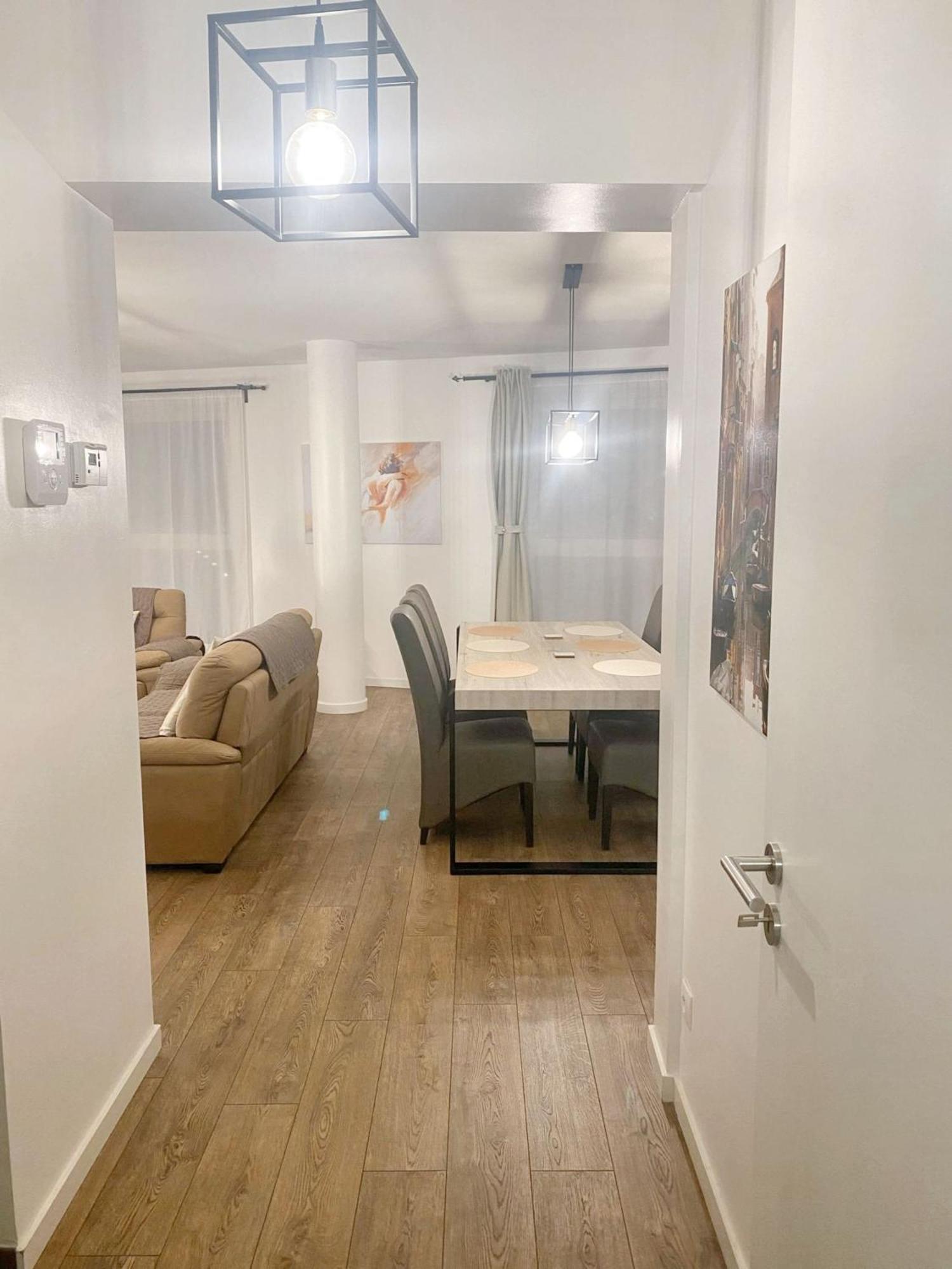 Modern In Cureghem Anderlecht 134 M² + Terrace Brussel