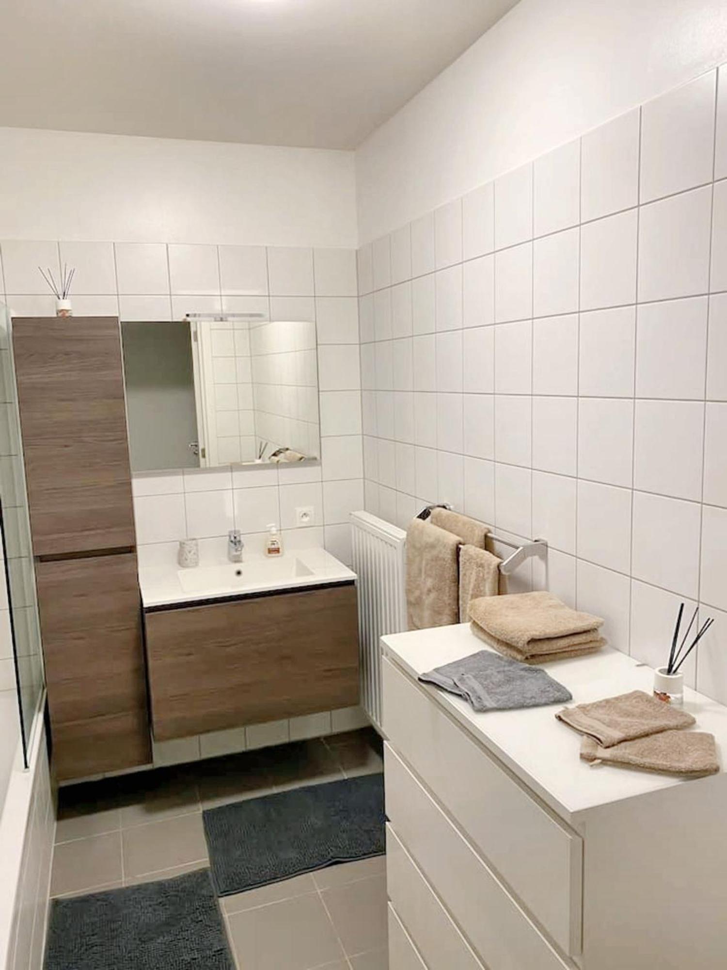 Appartement Modern In Cureghem Anderlecht 134 M² + Terrace *