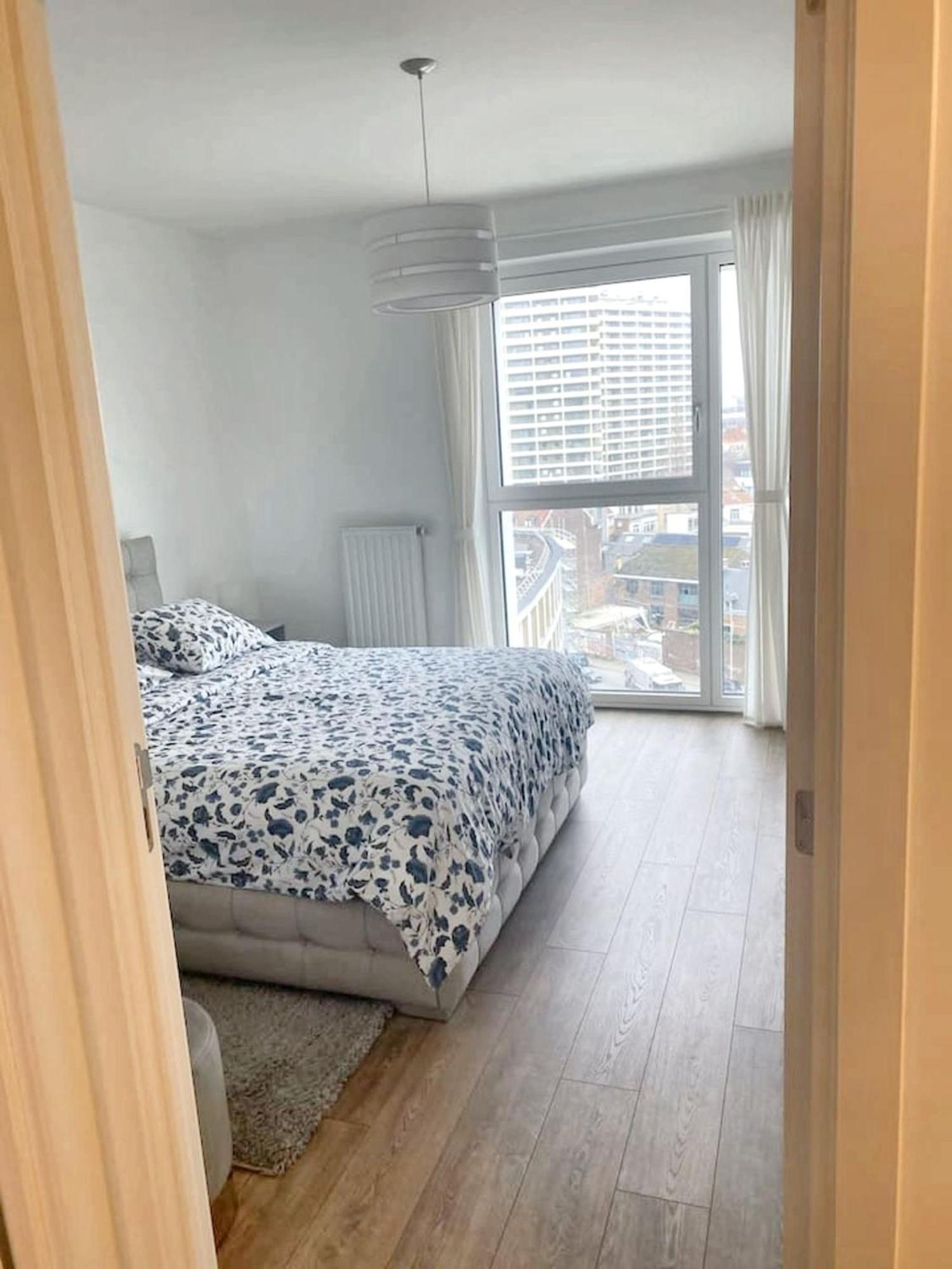 Modern In Cureghem Anderlecht 134 M² + Terrace * Brussel