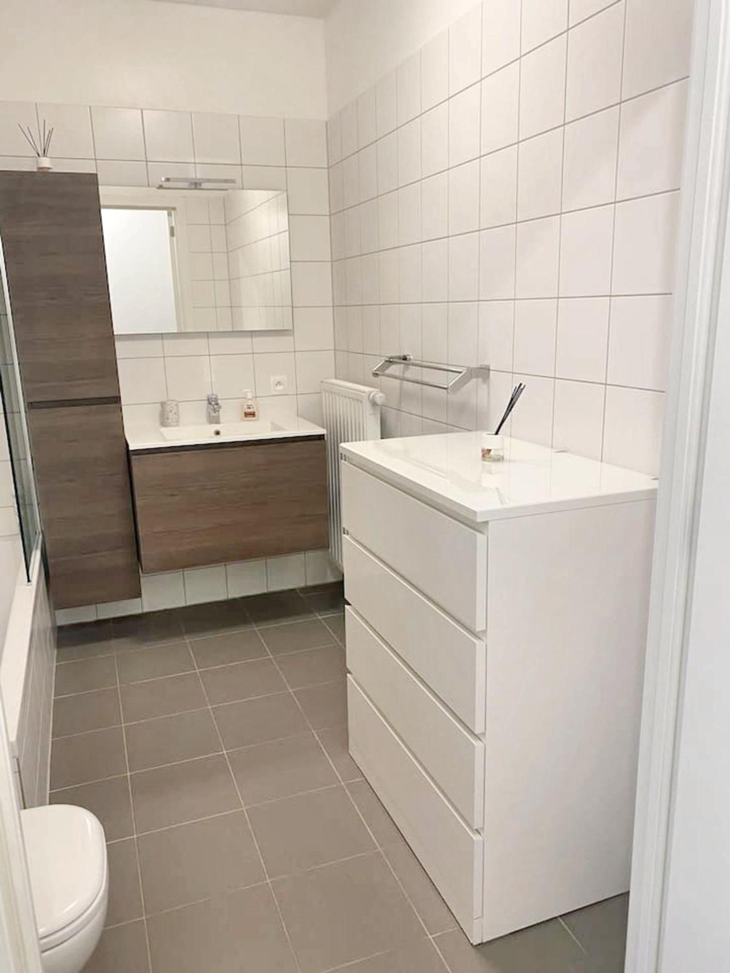 Modern In Cureghem Anderlecht 134 M² + Terrace Brussel